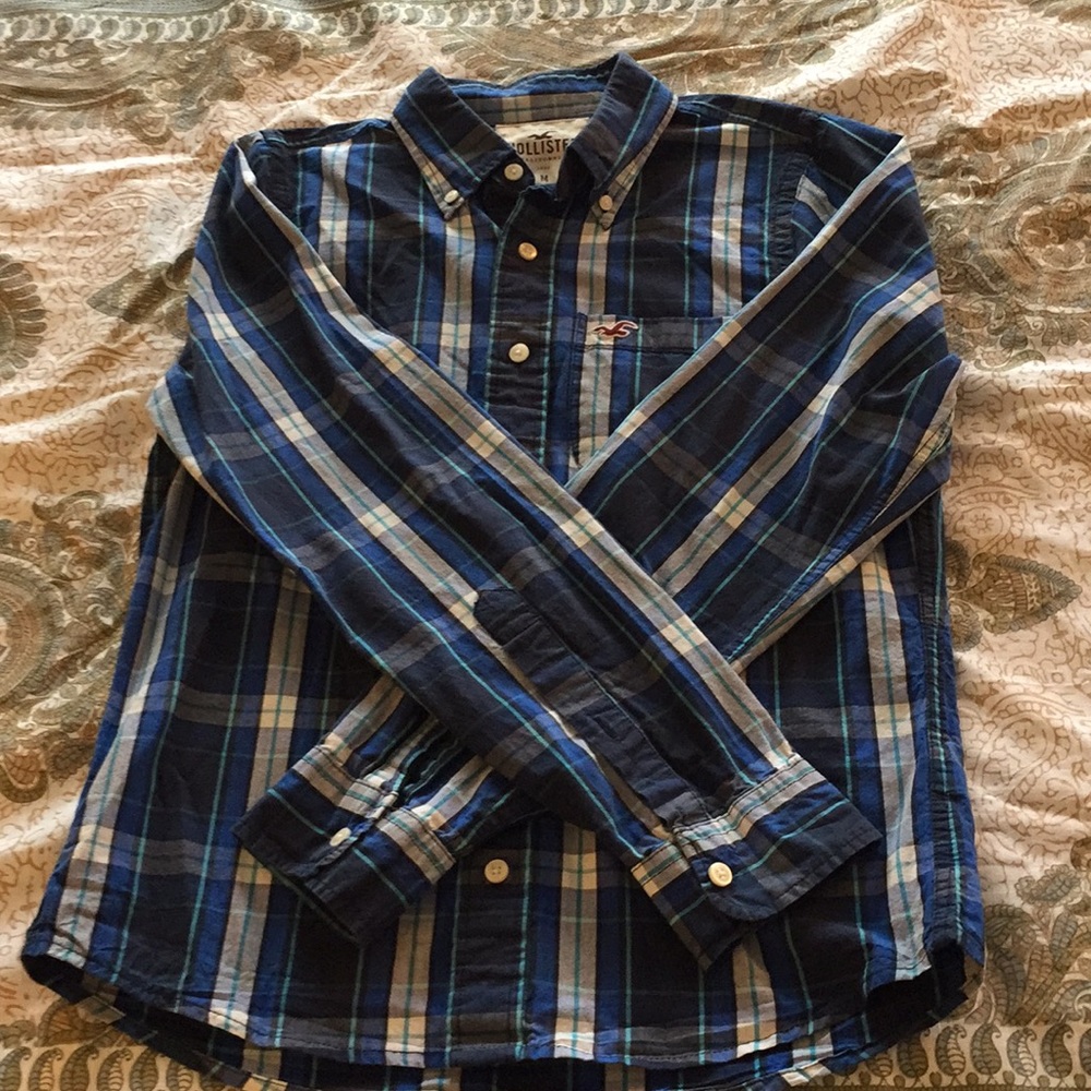Hollister plaid blue button down shirt size med